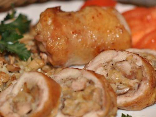 Аппетитные куриные рулетики с грибами