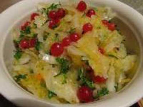 Овощной салат с тыквой, капустой и картофелем